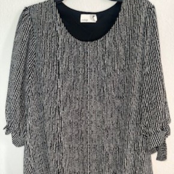Everleigh Nordstrom Lightweight Popover Blouse Top Black/White Striped NWT - Picture 1 of 5